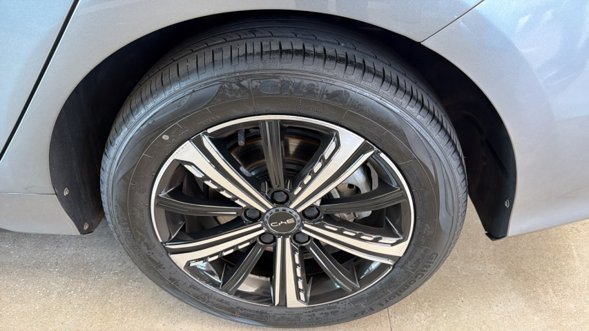 BYD KING 1.5 DM-I PHEV GL AUTOMÁTICO 2