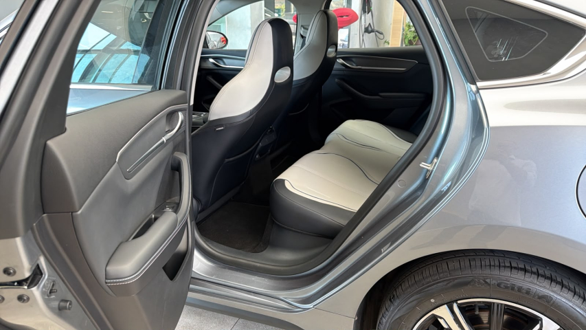 BYD KING 1.5 DM-I PHEV GL AUTOMÁTICO 16