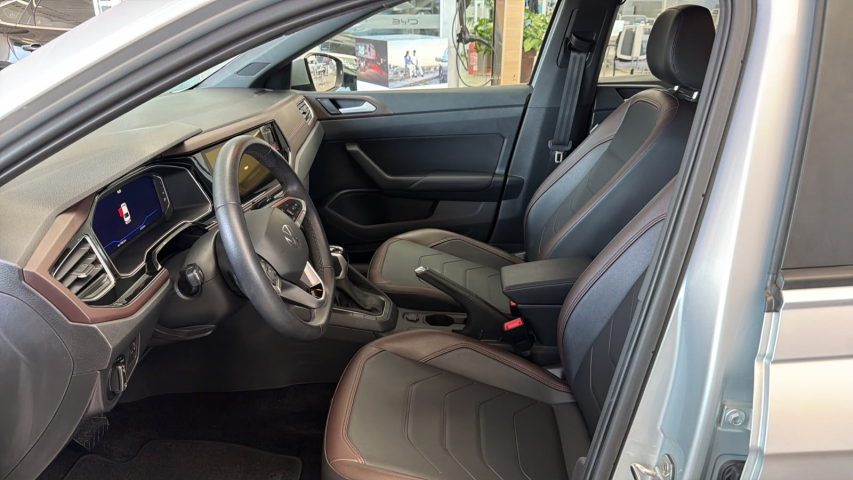 Volkswagen VIRTUS 1.0 200 TSI HIGHLINE AUTOMÁTICO 17