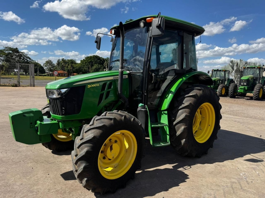 john deere trator 5080e  diesel 1p semiautomatico 20222