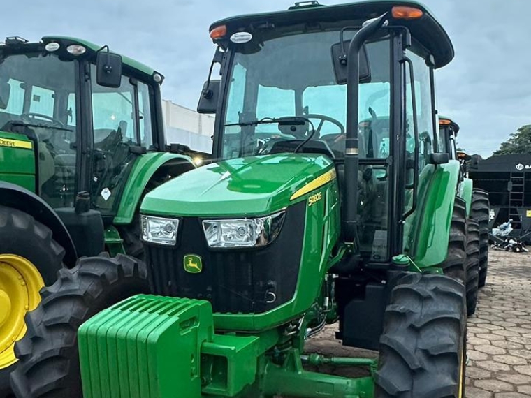 john deere trator 5080e  diesel 1p semiautomatico 20251
