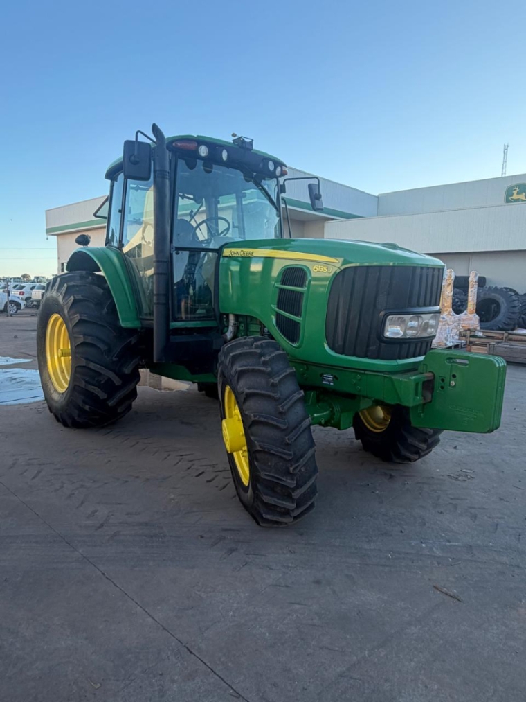 john deere trator 6135j  diesel 1p semiautomatico 20191