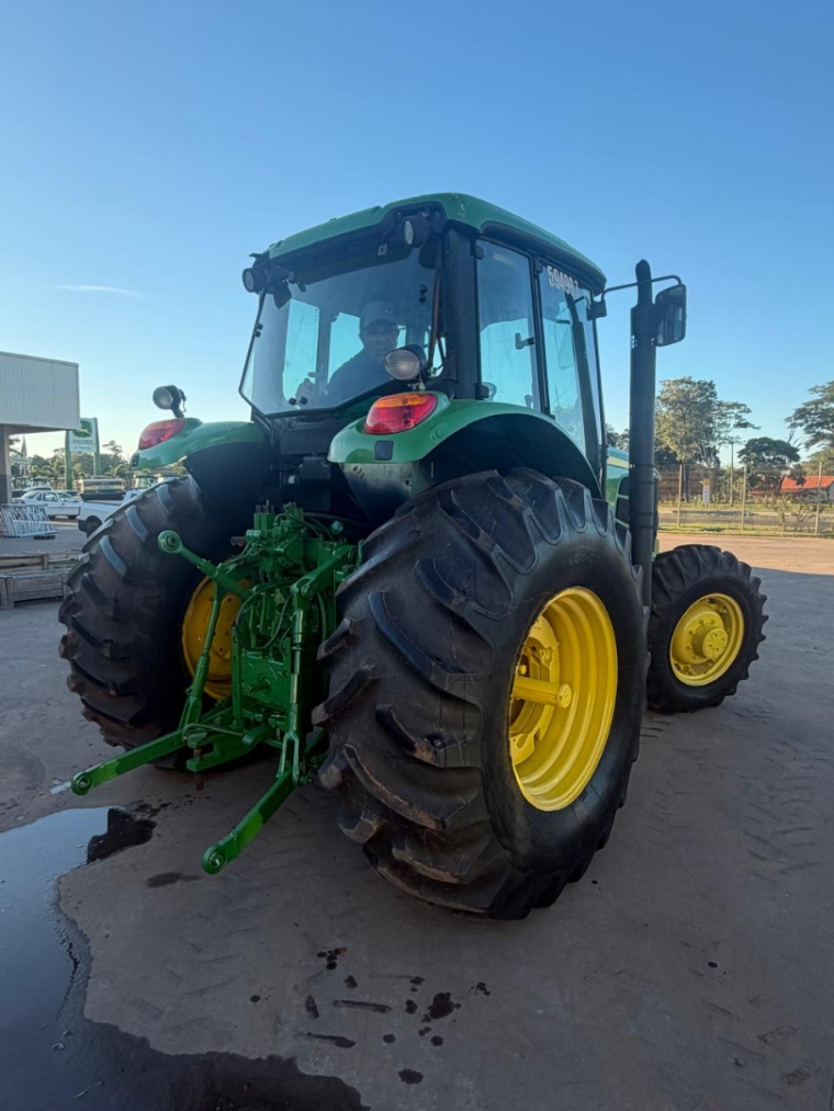 john deere trator 6135j  diesel 1p semiautomatico 20194