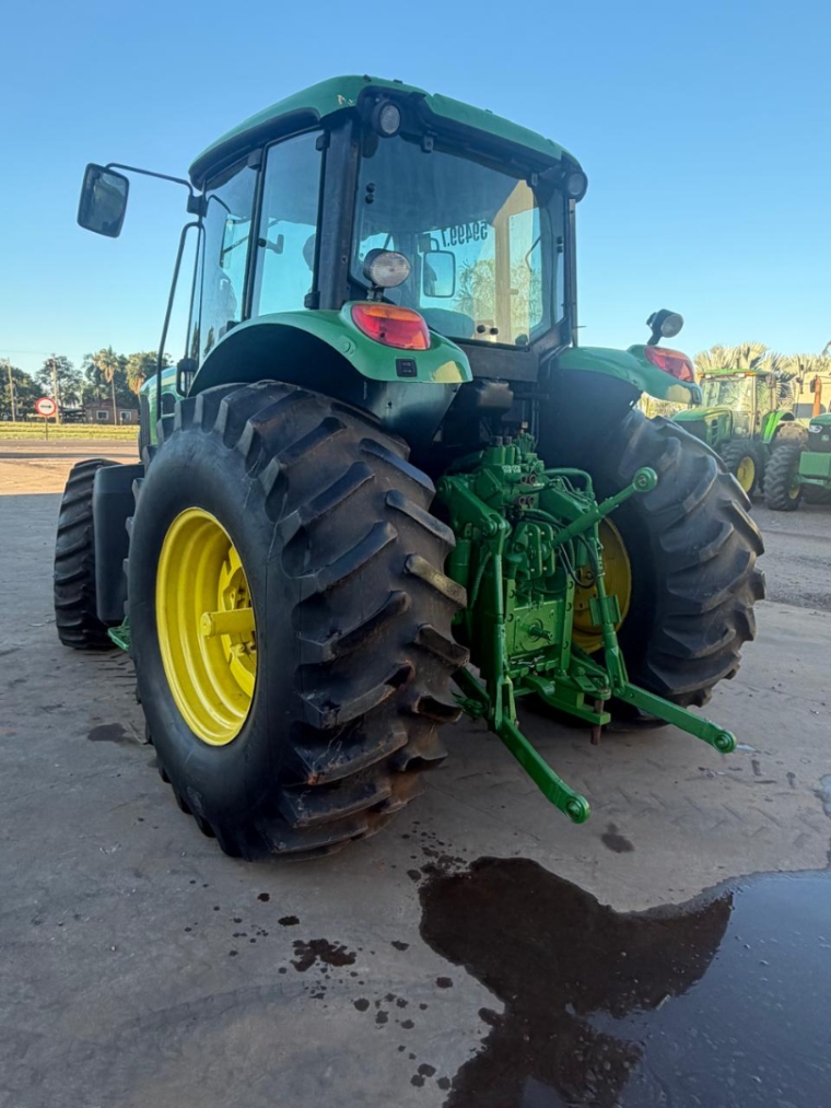 john deere trator 6135j  diesel 1p semiautomatico 20193