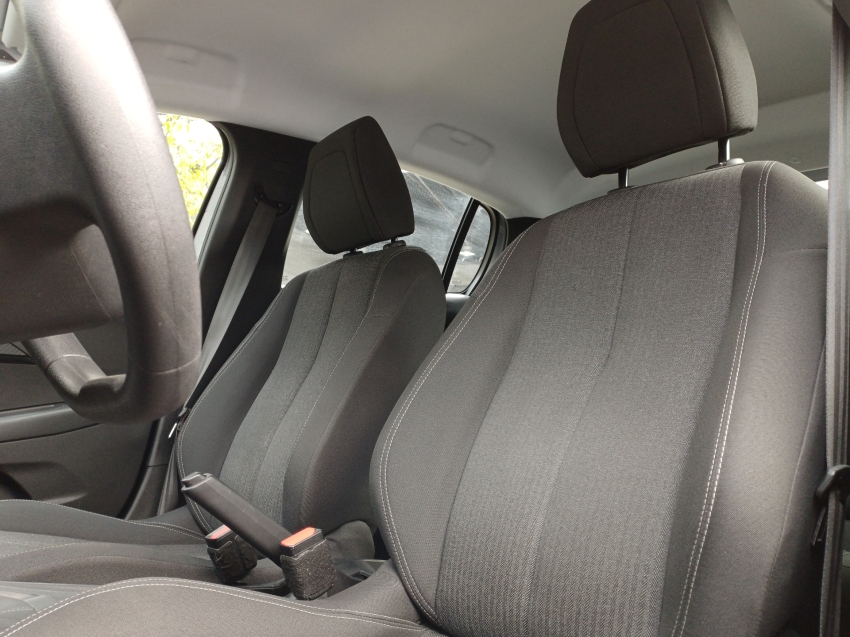 peugeot  208 1.6 16v flex active at6 23/24 seminovo6