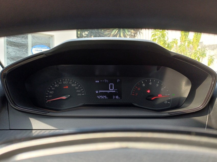 peugeot  208 1.6 16v flex active at6 23/24 seminovo9