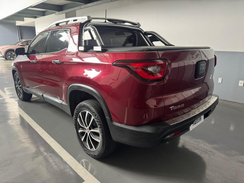 fiat toro 2.0 16v turbo diesel volcano 4wd at9 20/21 seminovo3