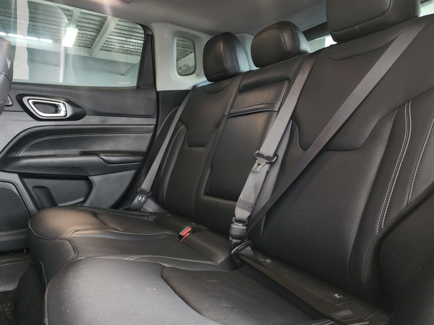 jeep compass 1.3 t270 turbo flex longitude at6 24/25 seminovo15