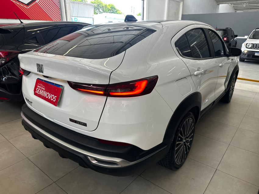 fiat fastback 1.3 turbo 270 flex limited edition at6 23/24 seminovo3