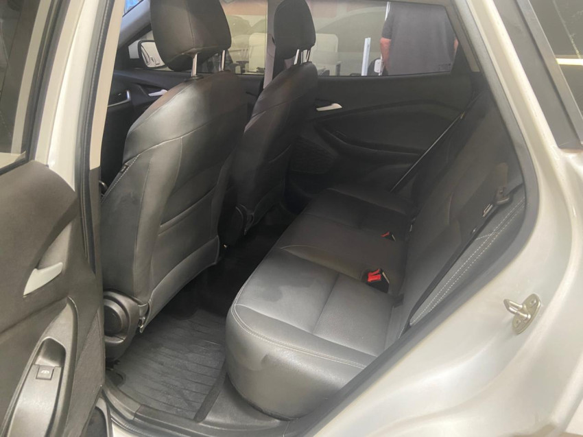 chevrolet tracker 1.0 turbo flex lt at 21/22 seminovo9