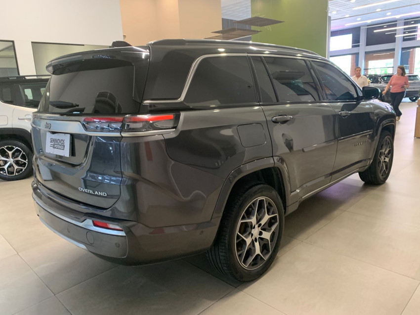 jeep commander 2.0 td380 turbo diesel overland at9 23/23 seminovo3