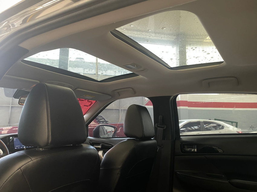 mitsubishi eclipse cross 1.5 mivec turbo gasolina hpe-s cvt 23/24 seminovo9