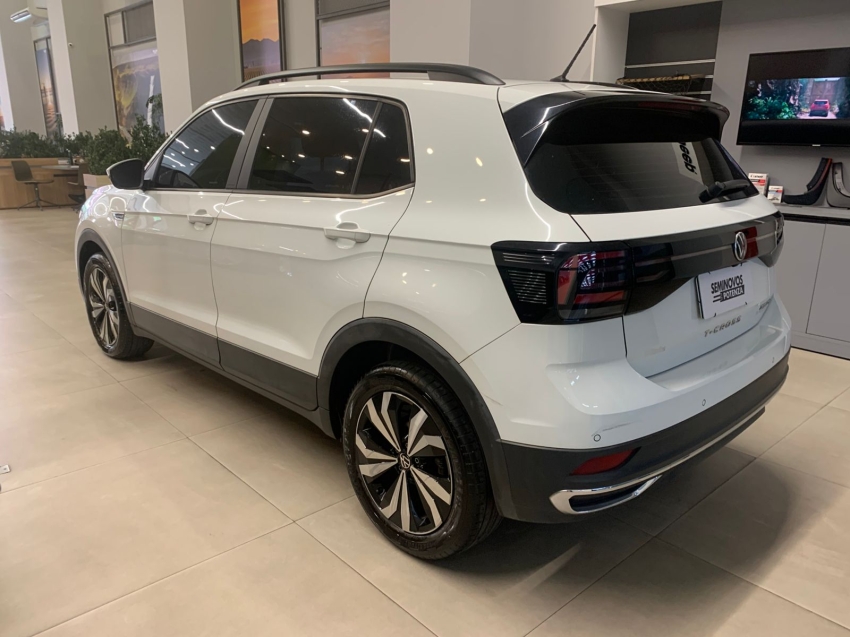 volkswagen t-cross 1.0 200 tsi total flex at 23/23 seminovo5