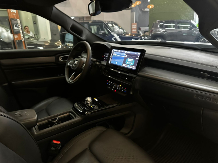 ram rampage 2.2 turbo diesel rebel 4x4 at 25/25 seminovo9