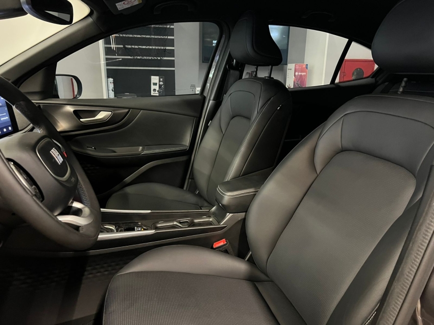 fiat fastback 1.0 turbo 200 hybrid impetus cvt 25/26 seminovo6