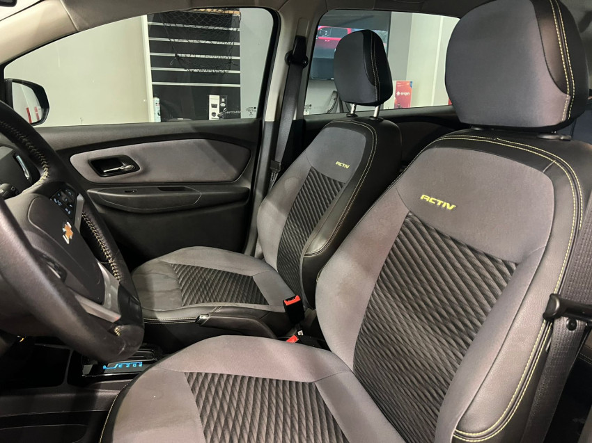 chevrolet spin 1.8 activ7 8v flex 4p at 21/22 seminovo6