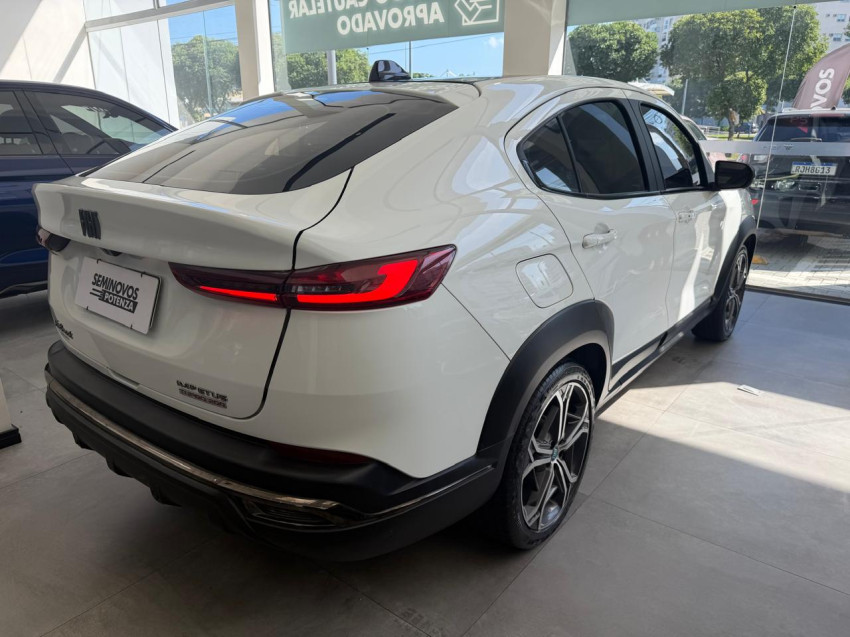 fiat fastback 1.0 turbo 200 flex impetus cvt 23/24 seminovo3