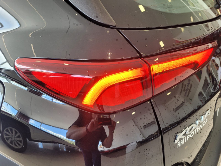 hyundai kona 1.6 gdi hev dct 23/24 seminovo17