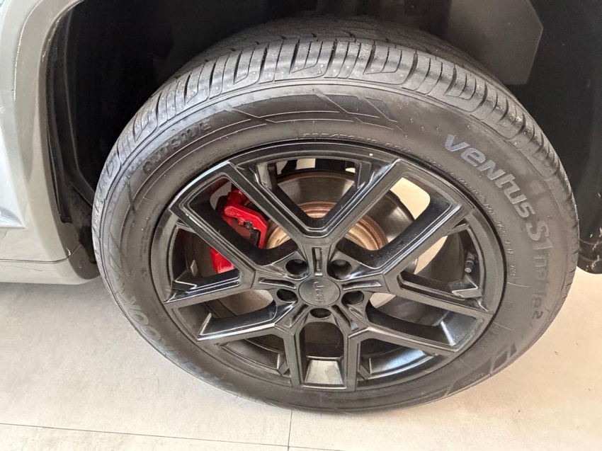 jeep commander 2.0 hurricane 4 turbo gasolina blackhawk at9 4p automatico 202513
