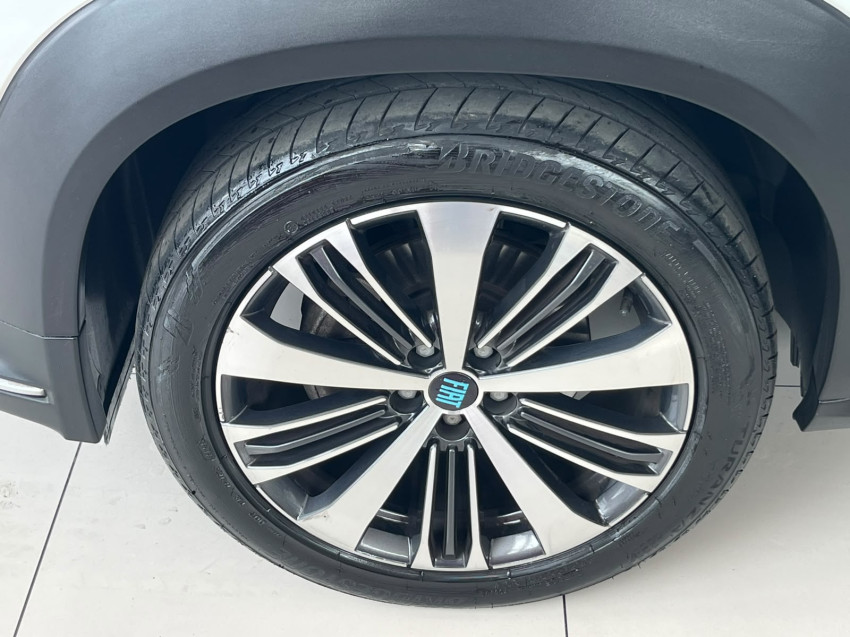 FIAT FASTBACK 1.0 TURBO 200 HYBRID AUDACE CVT 24/25 SEMINOVO7