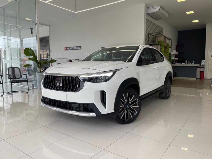 fiat fastback 1.0 turbo 200 hybrid audace cvt flex 4p automatico 2026