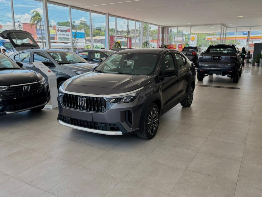 fiat fastback 1.0 turbo 200 hybrid audace cvt flex 4p automatico 2026
