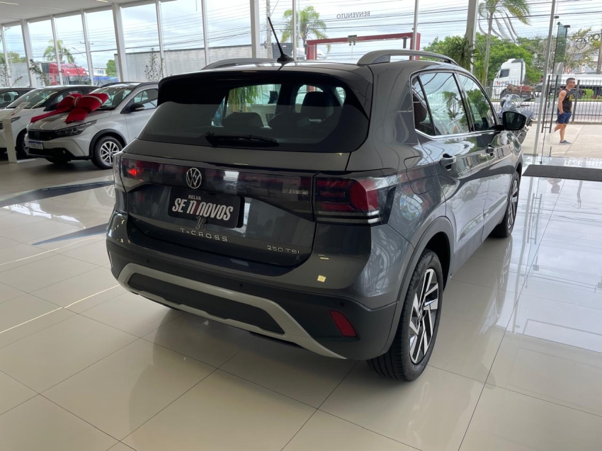 t-cross highline 1.4 tsi at64