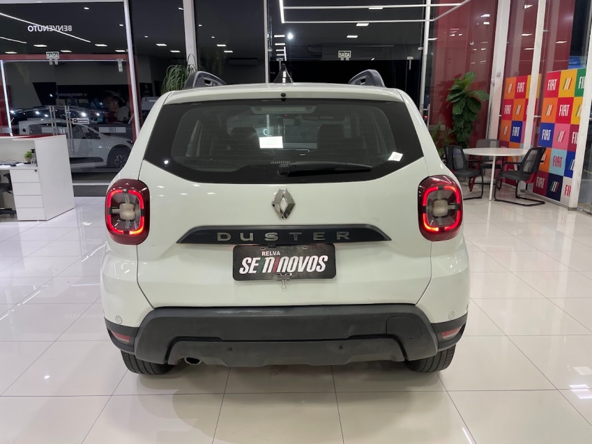 duster iconic 1.6 at5