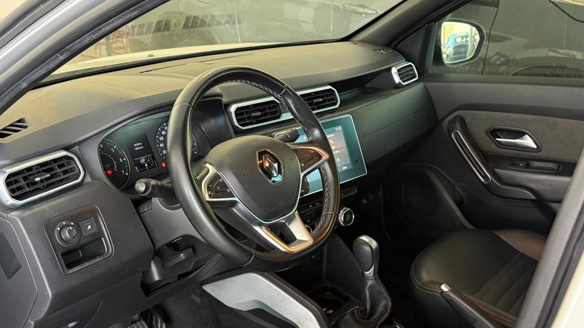 duster iconic 1.6 cvt18