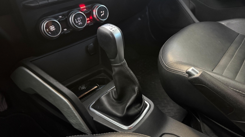 duster iconic 1.6 cvt15