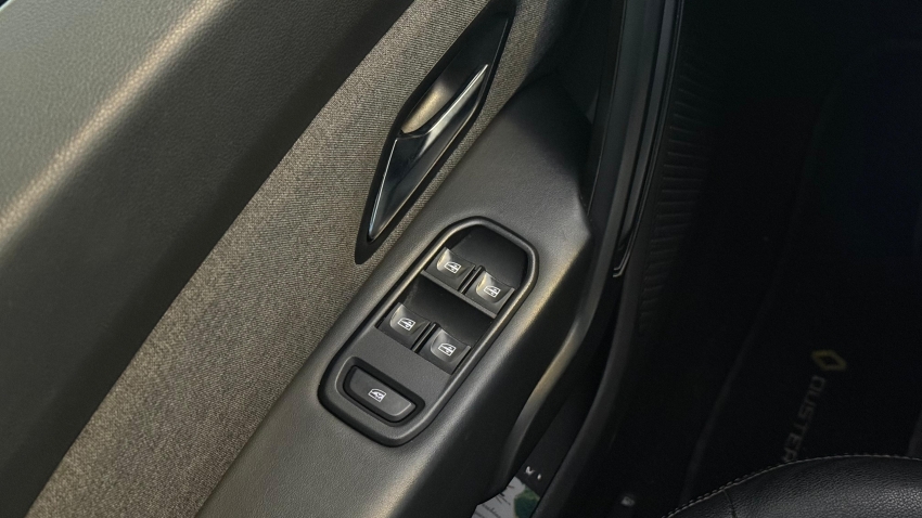 duster iconic 1.6 cvt11