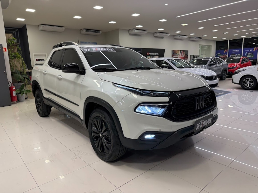 fiat toro 1.3 turbo 270 flex volcano at6 4p automatico 20242