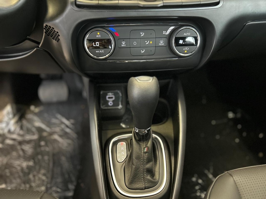 fiat argo 1.3 firefly flex trekking cvt 4p automatico 202623