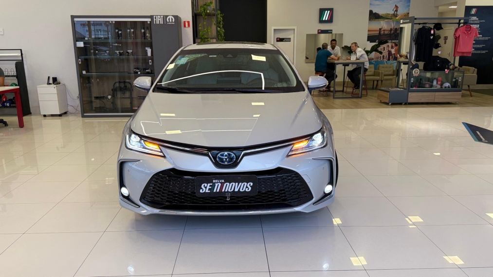 corolla altis premium hyb at1