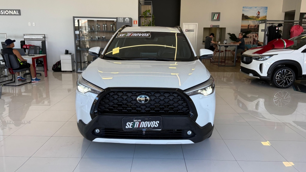 corolla cross xre at1