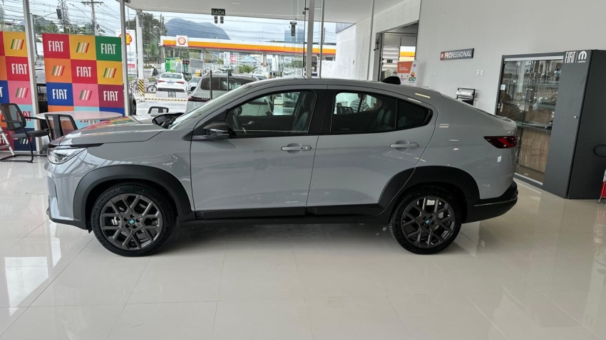 FASTBACK IMPETUS TURBO 200 MHEV FLEX AT 20273