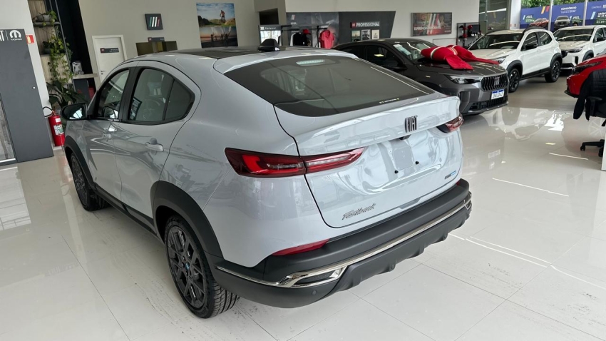 FASTBACK IMPETUS TURBO 200 MHEV FLEX AT 20276