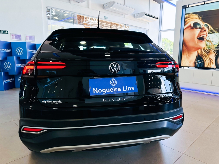 volkswagen nivus 1.0 200 tsi total flex highline automatico 4p 20213