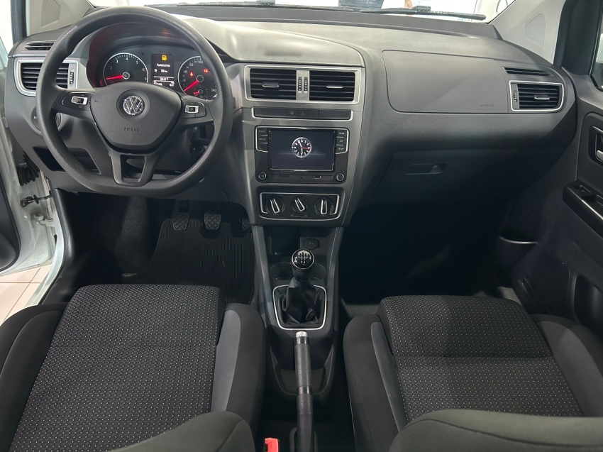 volkswagen fox 1.6 msi total flex connect 4p manual 20203