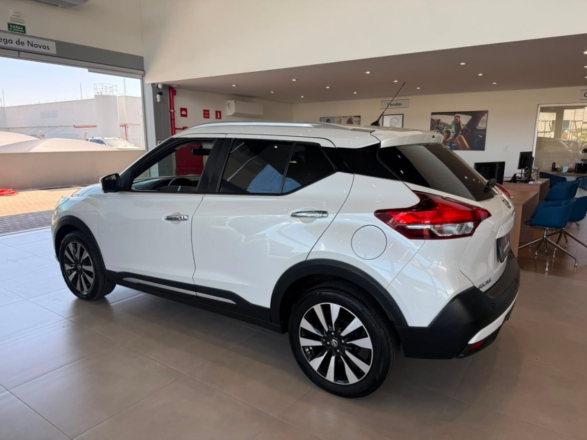 nissan kicks 1.6 16v flexstart sl 4p xtronic flex 5p automatico 20181
