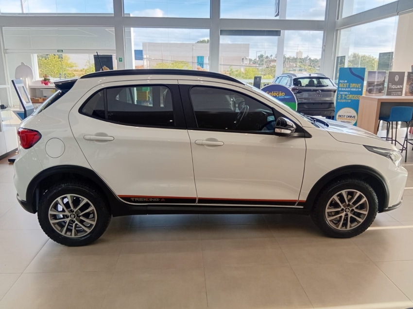 fiat argo 1.3 firefly flex trekking cvt 4p automatico 20249