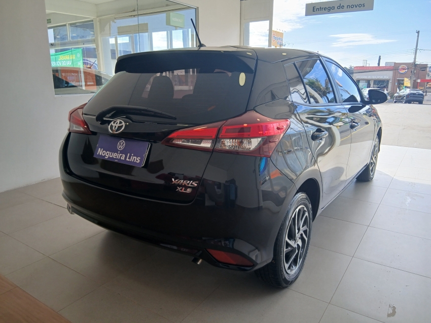 toyota yaris 1.5 16v flex sedan xls connect multidrive 4p automatico 20239