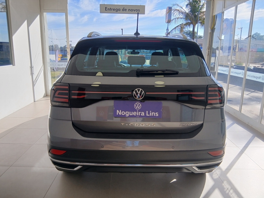 volkswagen t-cross 1.4 250 tsi total flex highline automatico 4p 20247