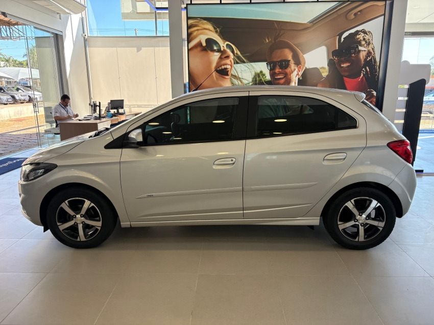 chevrolet onix 1.4 mpfi ltz 8v flex 4p manual 20185