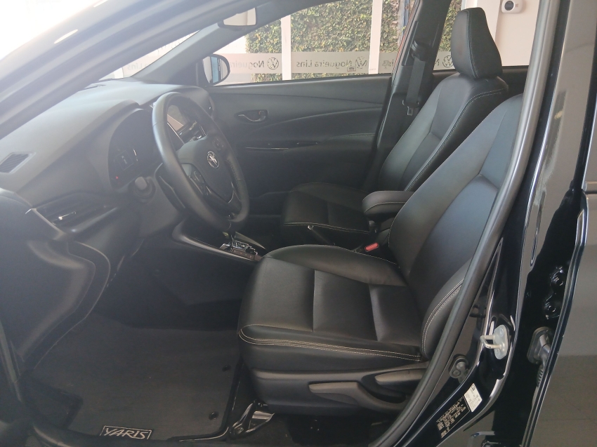 toyota yaris 1.5 16v flex sedan xls connect multidrive 4p automatico 20236