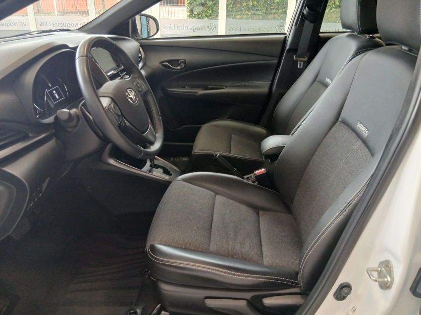 toyota yaris 1.5 16v flex xs multidrive 4p automatico 20244