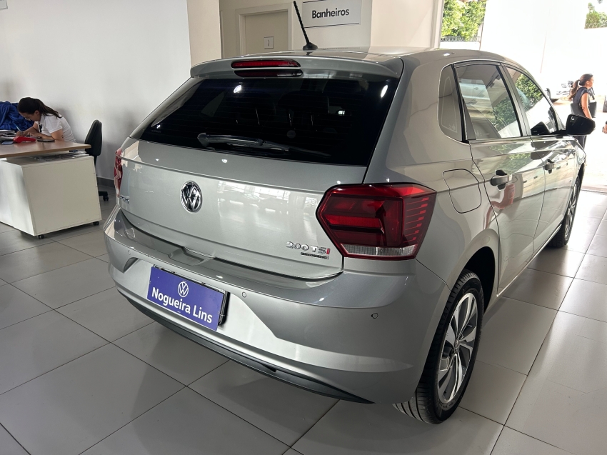 volkswagen polo 1.0 200 tsi comfortline automatico flex 4p 20208