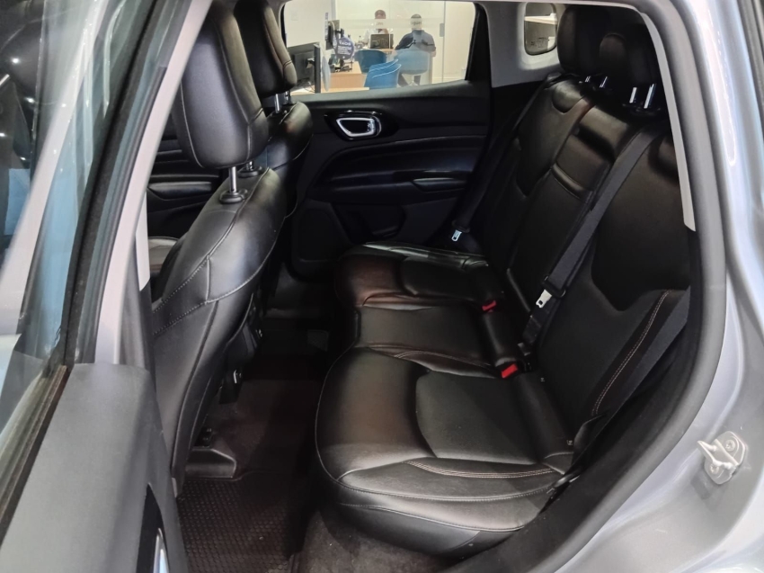 compass 2.0 td350 turbo diesel limited at95