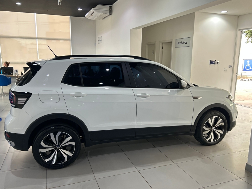volkswagen t-cross 1.0 200 tsi total flex comfortline automatico 4p 20248