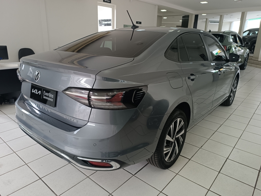volkswagen virtus 1.0 200 tsi highline automatico flex 4p 20234